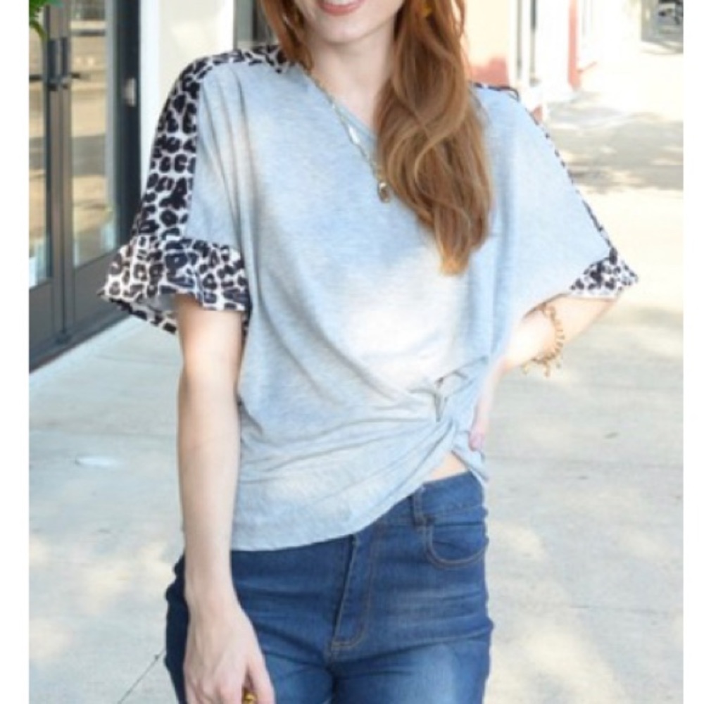 Short sleeve top